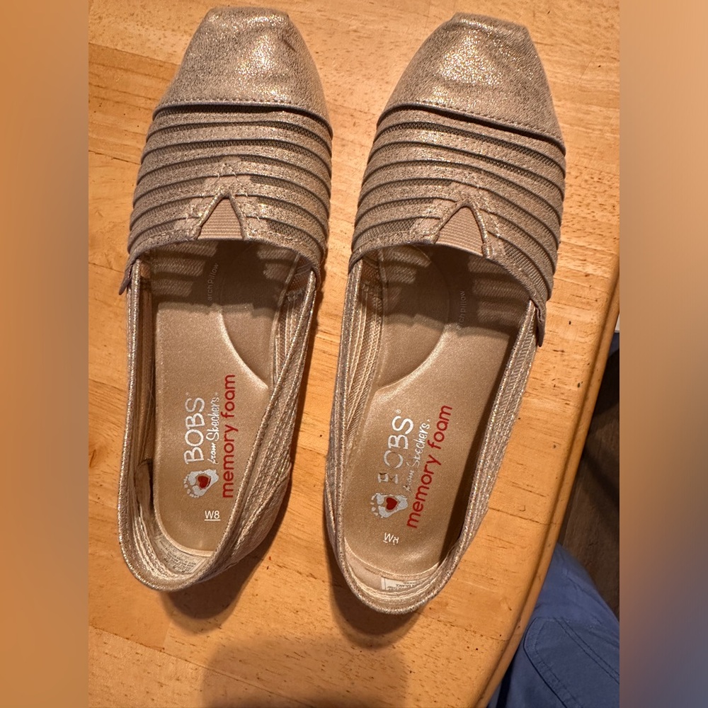 Women’s-size 8-Bob’s-used-good condition